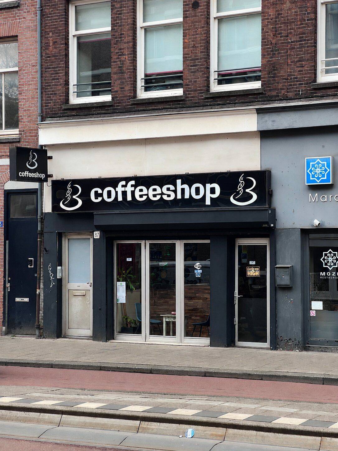Storefront of Coffeeshop Blue Sea on Van Woustraat 87